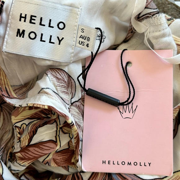 Hello Molly Floral Dress - Picture 3 of 4